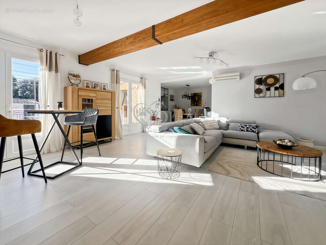 Maison à UZES