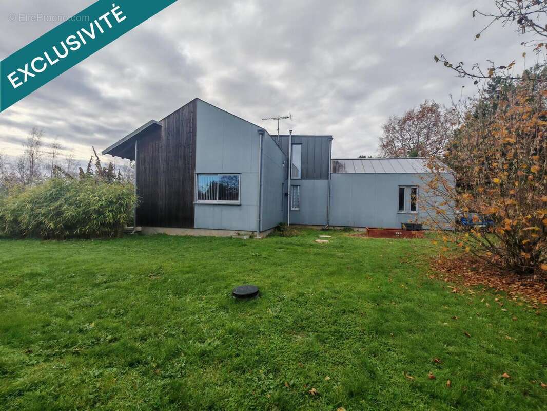 Photo 2 - Maison à MONTLIEU-LA-GARDE