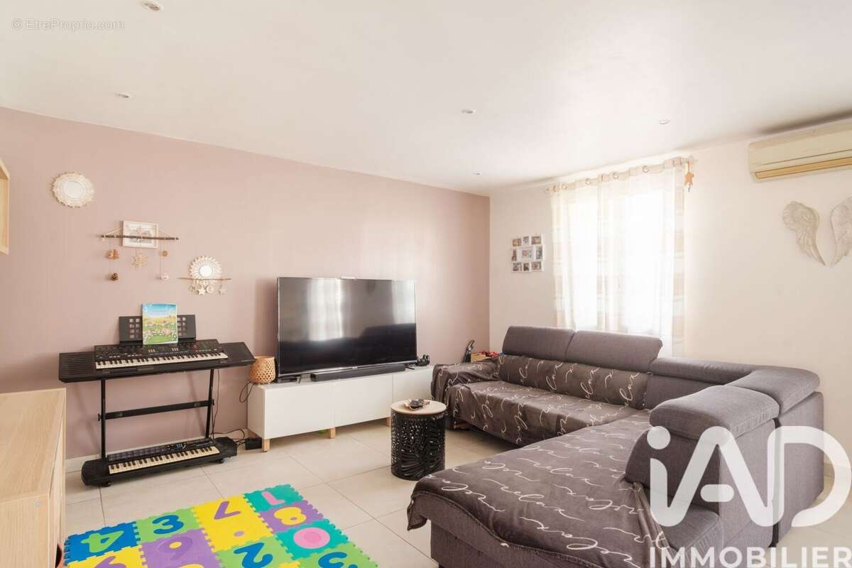 Photo 6 - Maison à CHARMENTRAY