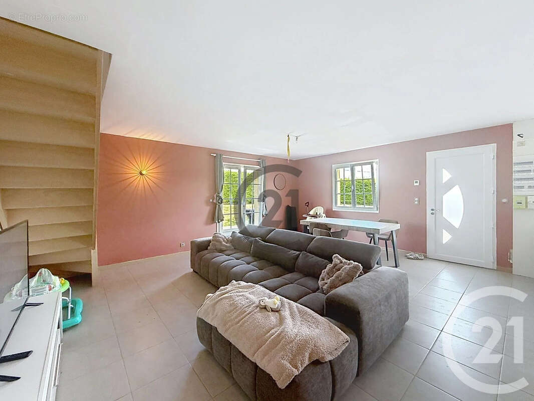 Maison 122 m² à Cresantignes  - photo 2