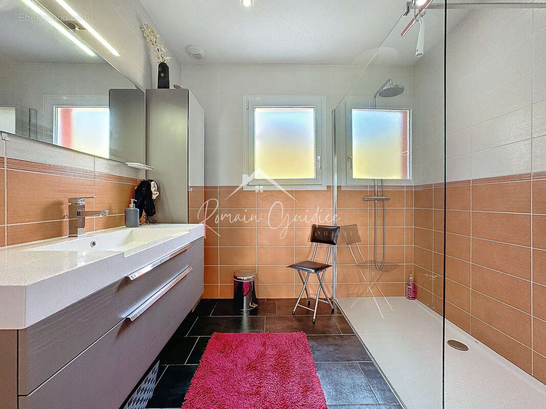 Villa de prestige type 5 de 140 m2 sur son terrain de 1200 m2 - photo 17