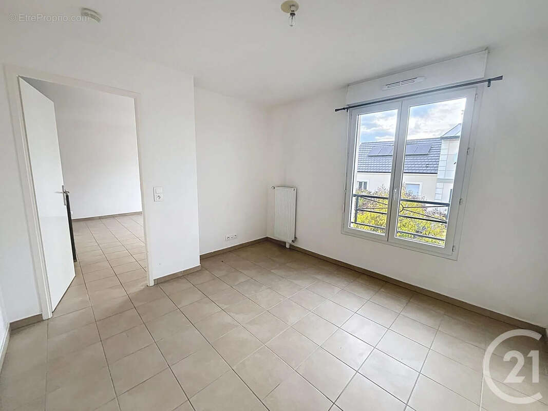 Appartement à BRIE-COMTE-ROBERT