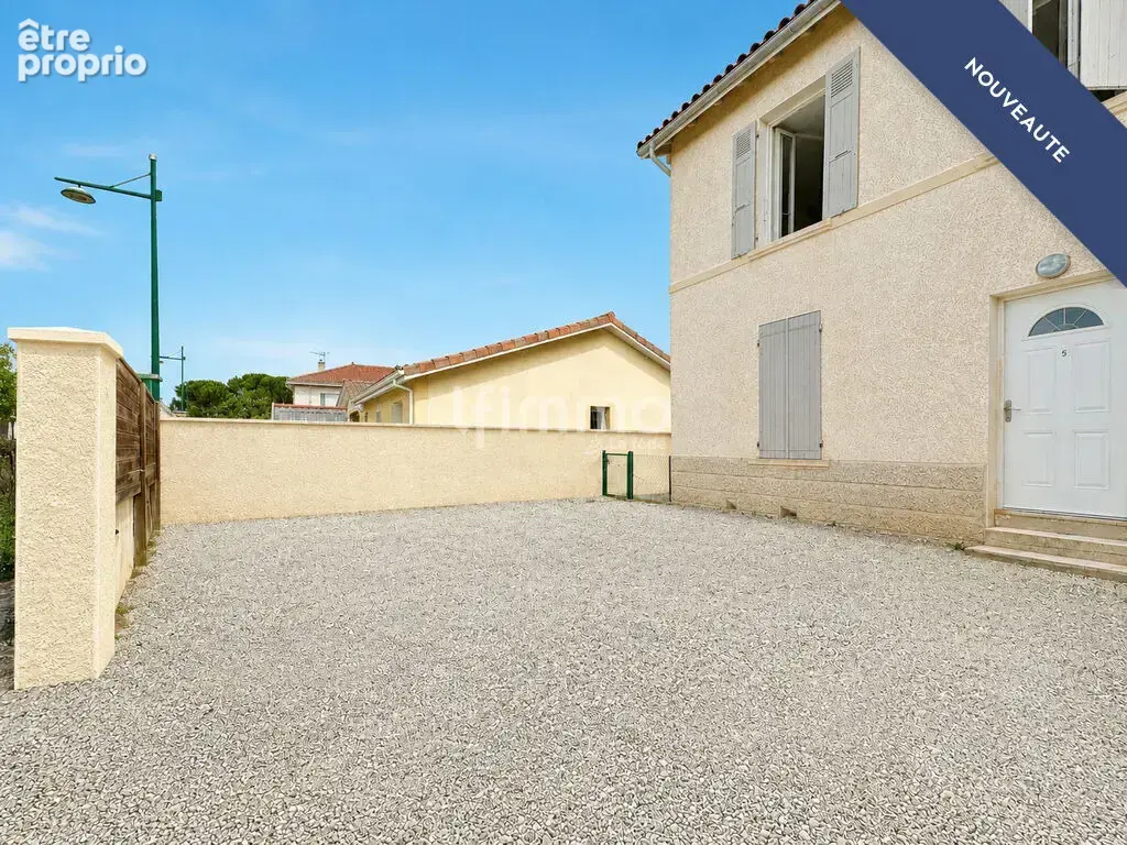 Appartement rez de chaussée 67m² 2 places de parking jardin 248m - photo 12