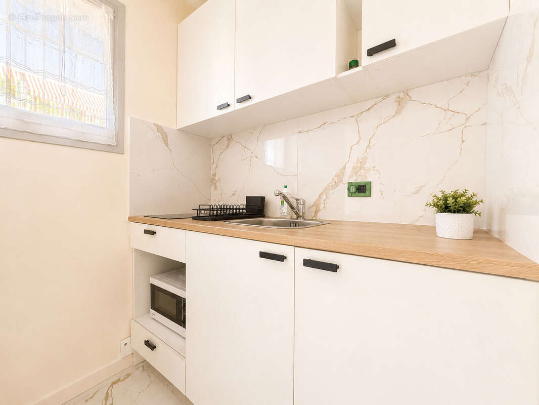 Appartement à ROQUEBRUNE-CAP-MARTIN