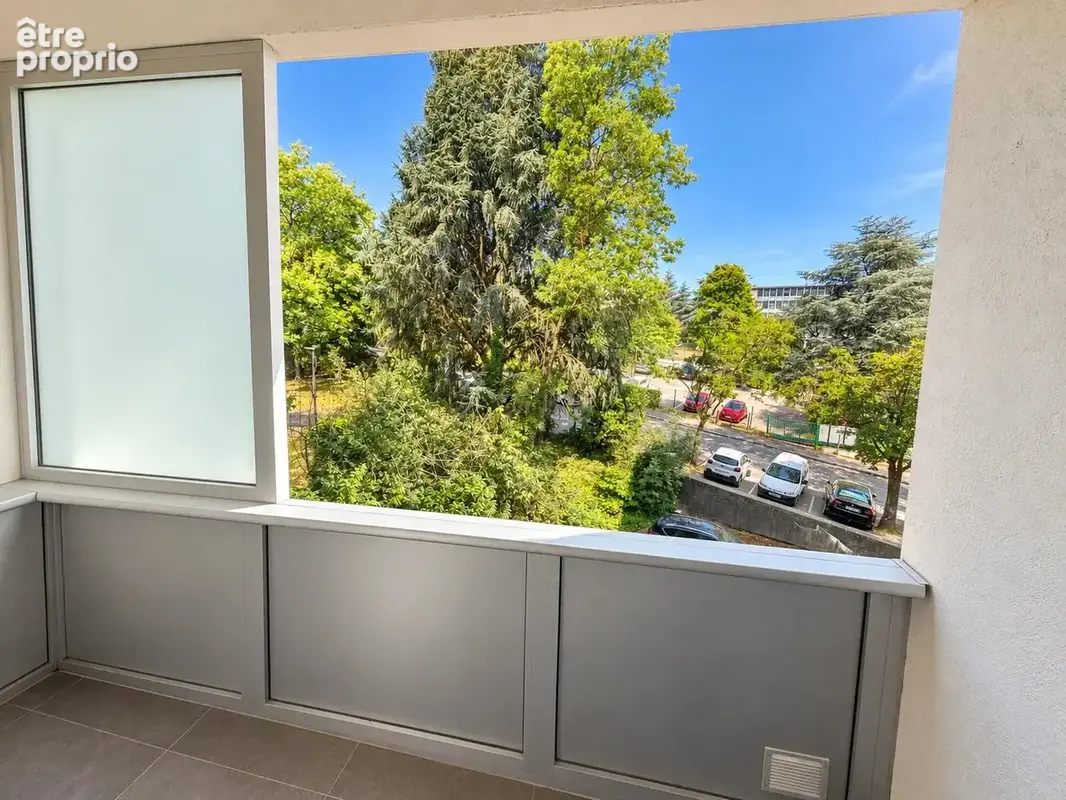 T4 avec balcon et parking dans résidence sécurisée - photo 10