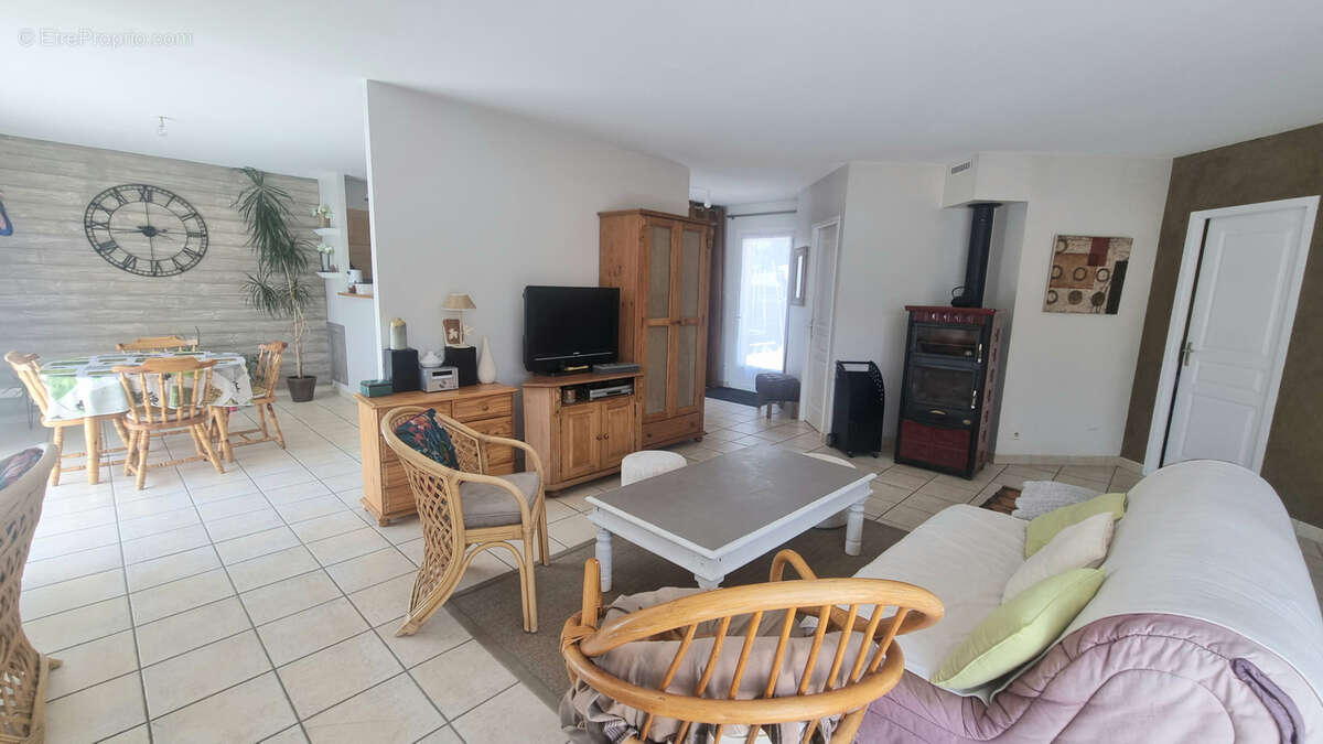 Maison à BENAC