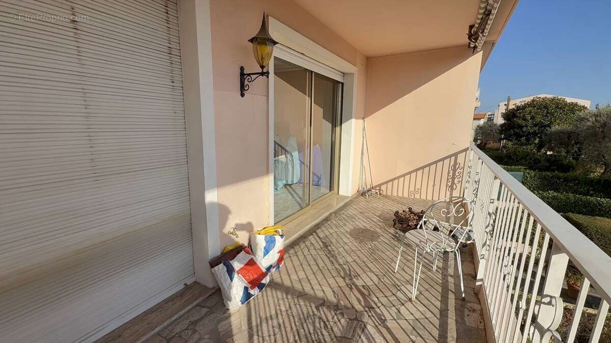 Appartement à VENCE