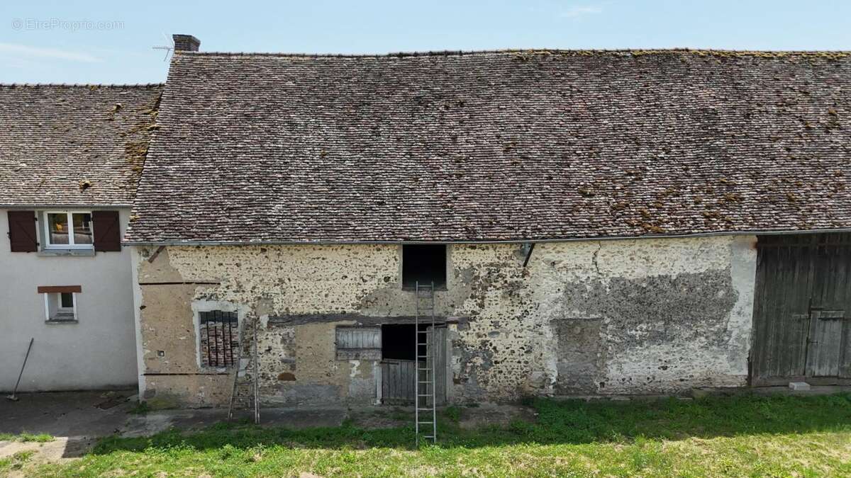 Maison à SAINT-LUBIN-DE-LA-HAYE
