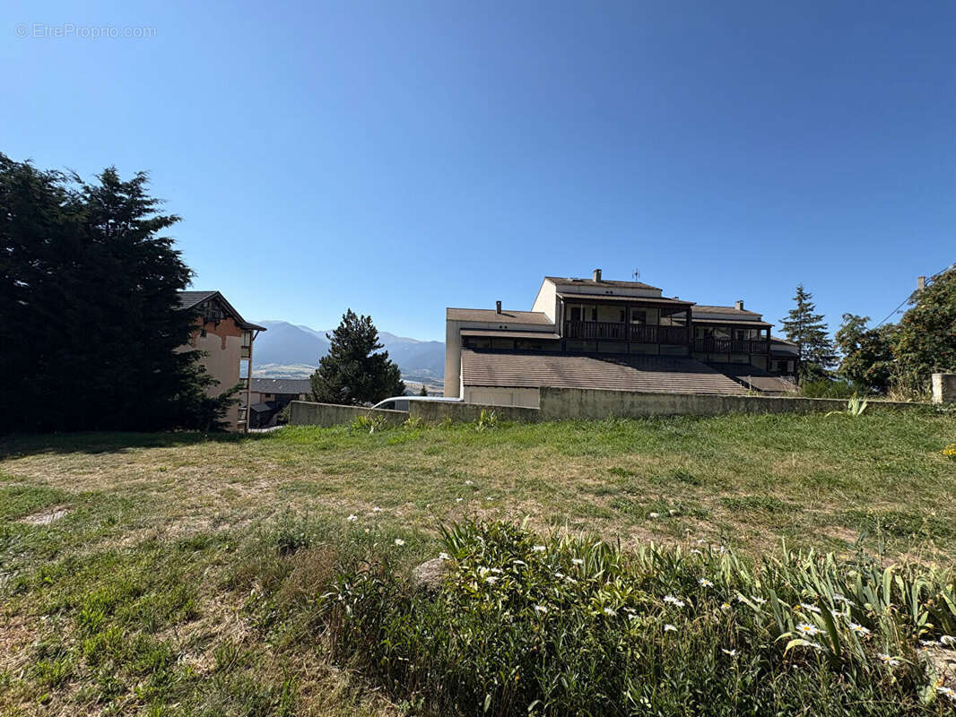 Appartement à FONT-ROMEU-ODEILLO-VIA