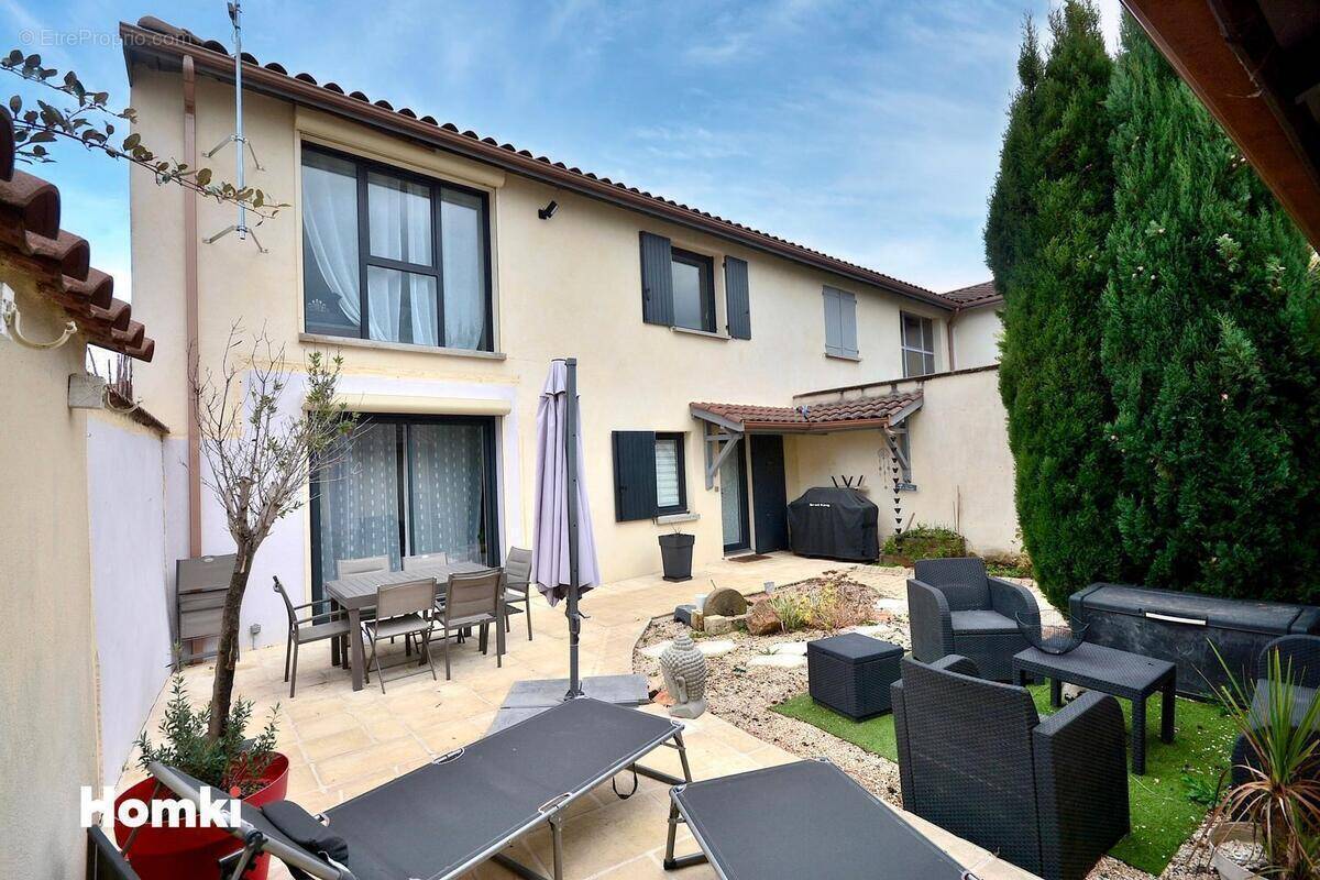 Maison à VILLEFRANCHE-SUR-SAONE