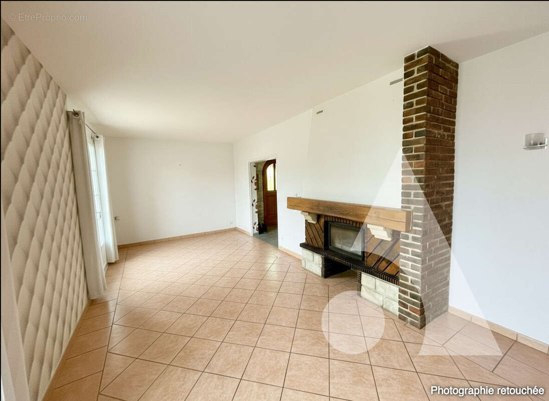 Maison à CHARMONT-SOUS-BARBUISE