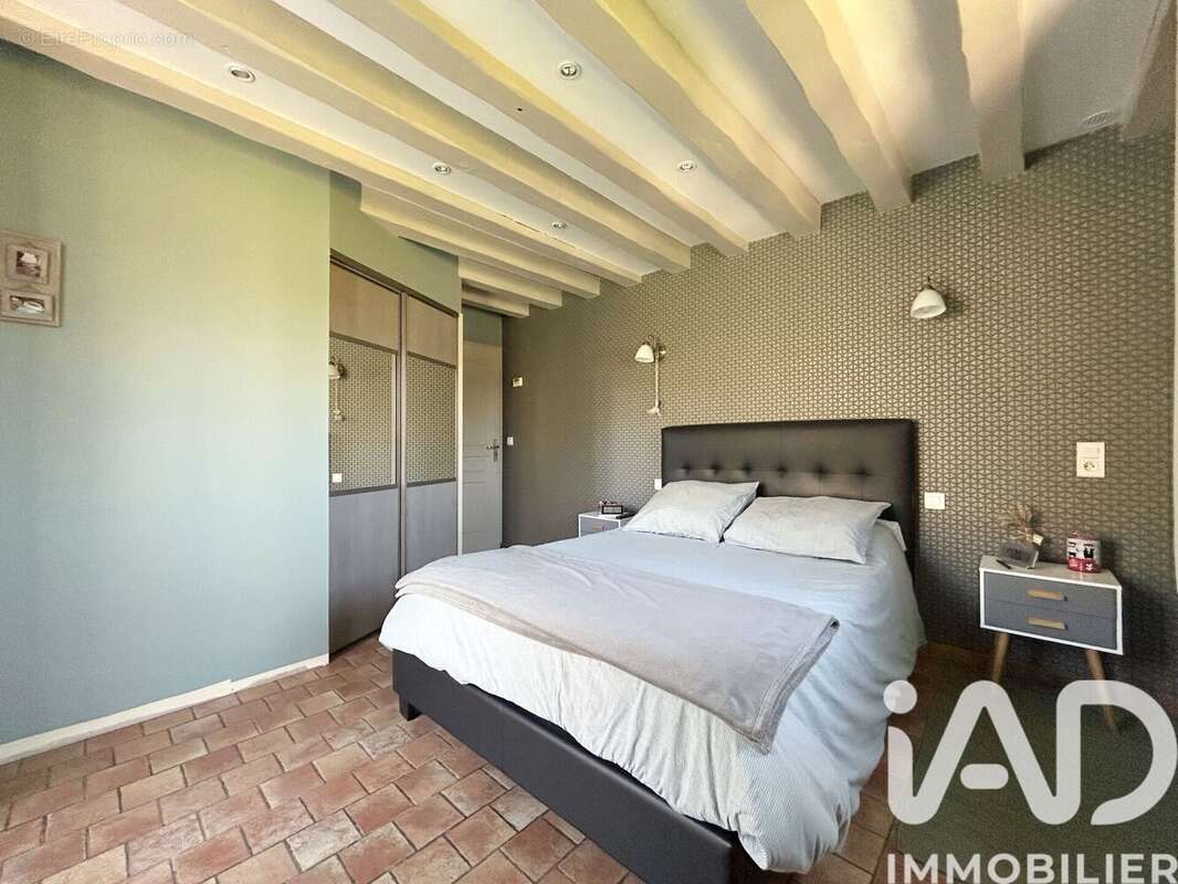 Maison 210 m² à Le Chesne  - photo 7