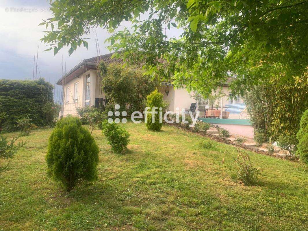 Maison à VILLERSEXEL