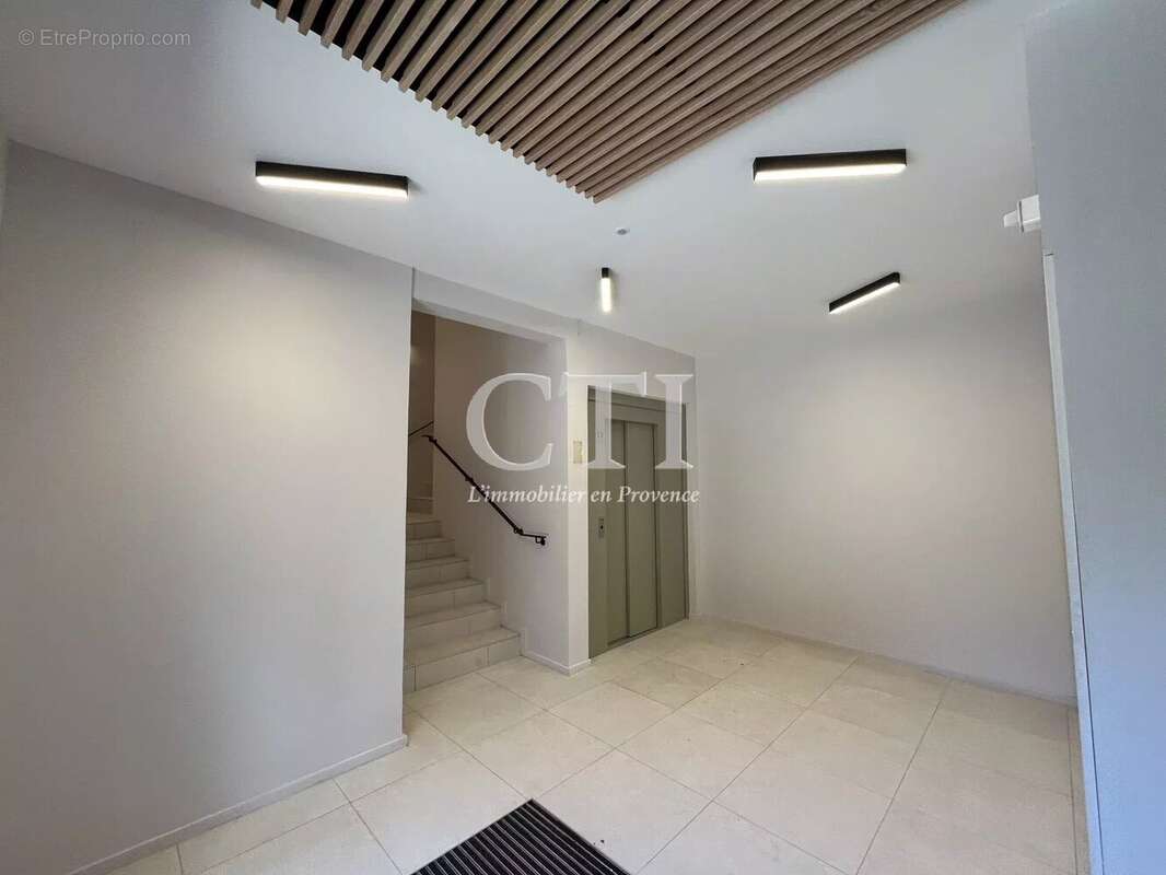 Appartement à VAISON-LA-ROMAINE