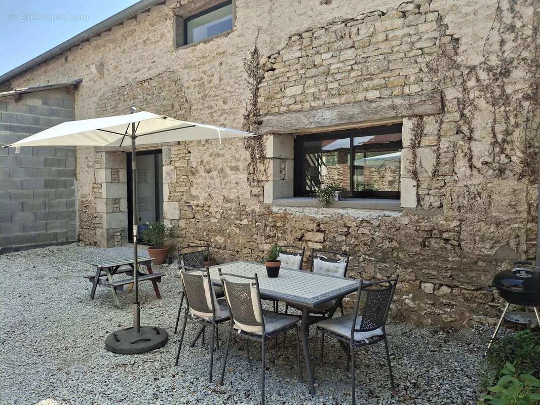 Superbe grange réaménagée alliant cachet et confort moderne - photo 4