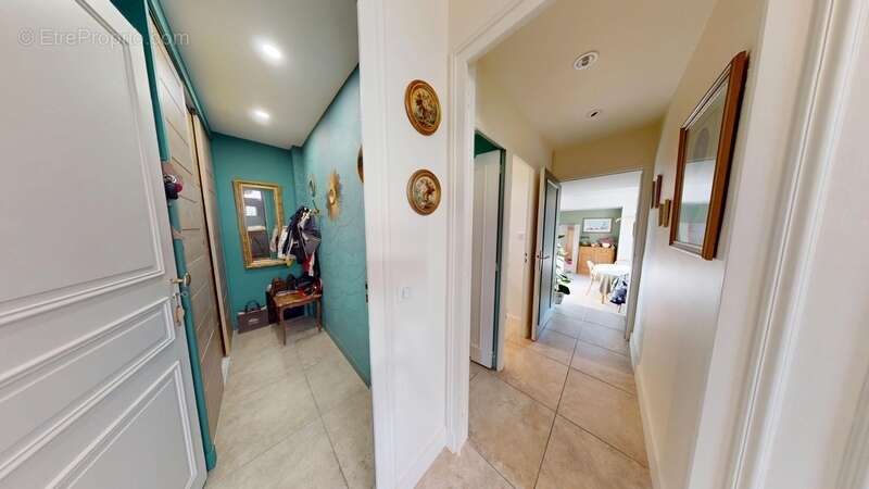 Maison à SAINT-CYR-SUR-LOIRE