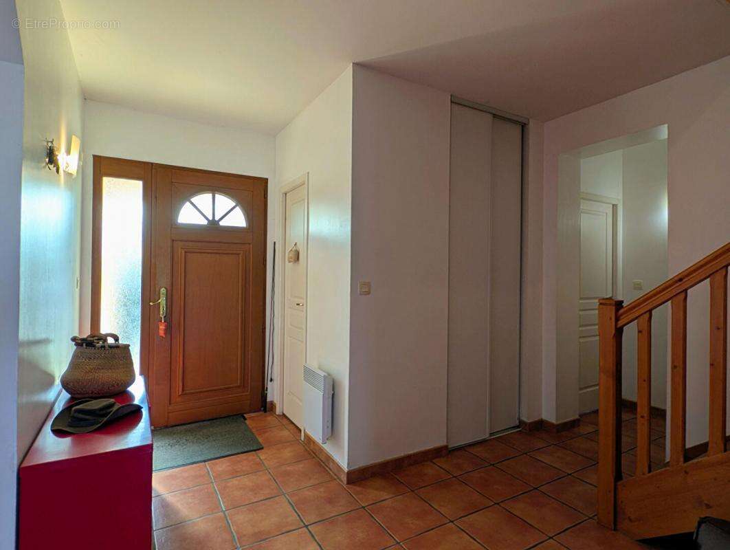 Maison à SAINT-ELIX-LE-CHATEAU