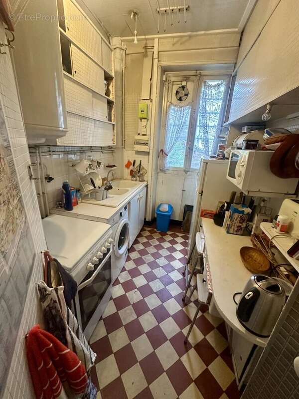 Appartement à LEVALLOIS-PERRET