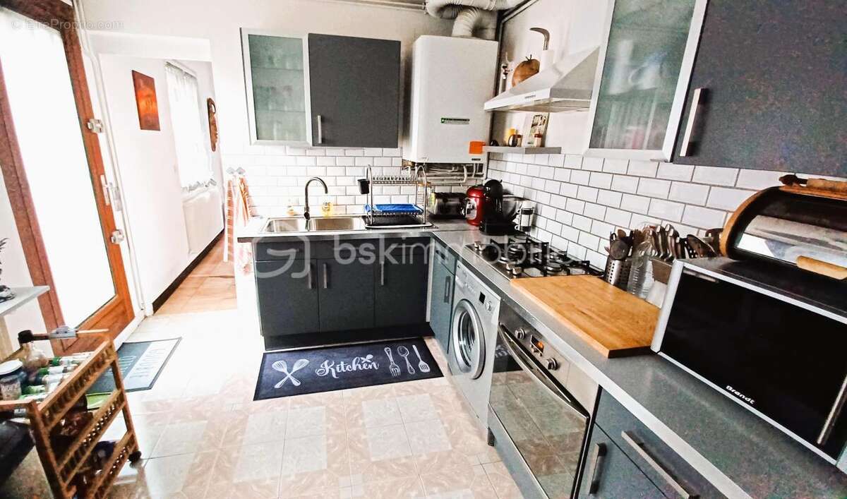 Maison à SURVILLIERS