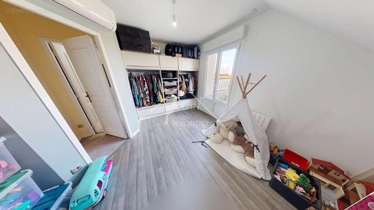 Maison à SAINT-POURCAIN-SUR-SIOULE