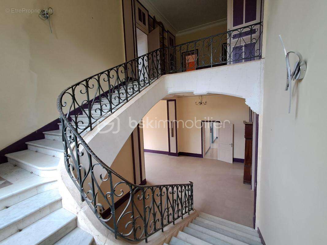 Maison à FONTENAY-LE-COMTE