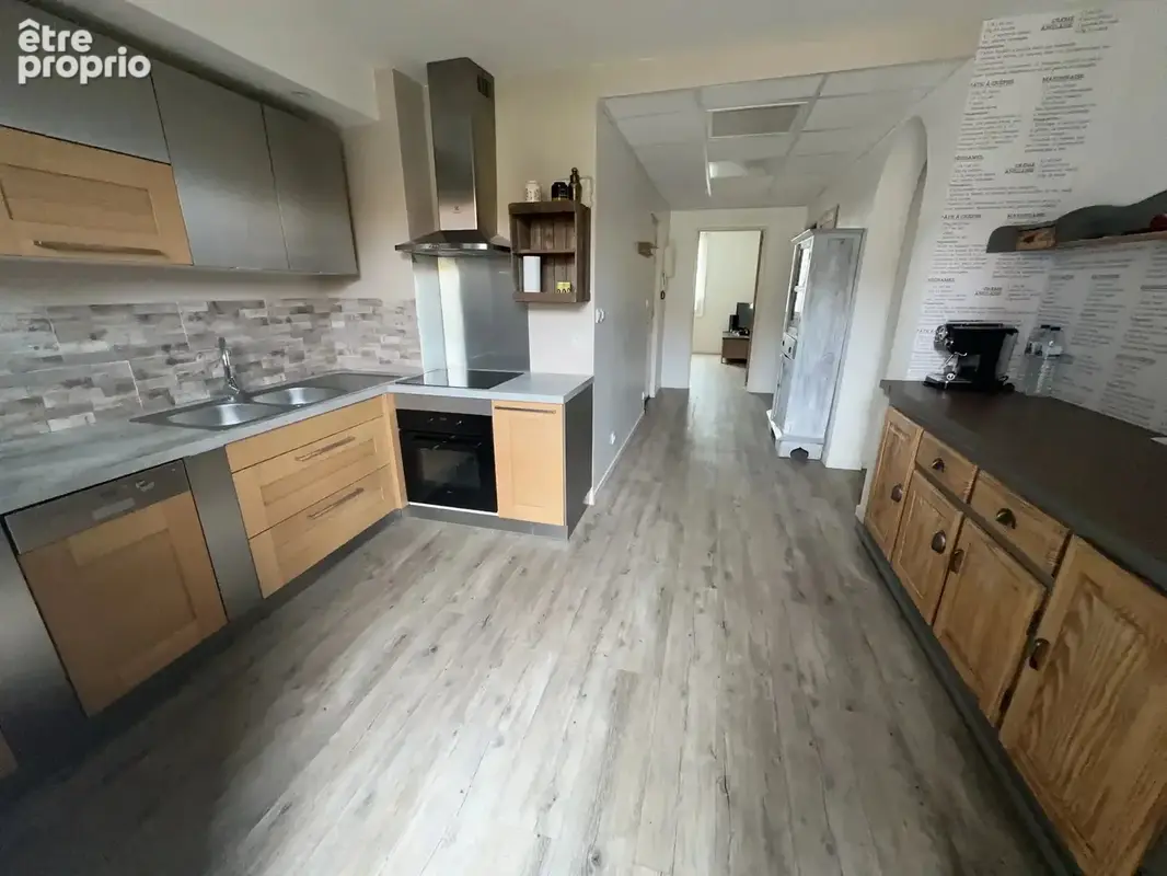 Appartement F3, 1 er étage sur 3, grand balcon, cave - photo 15
