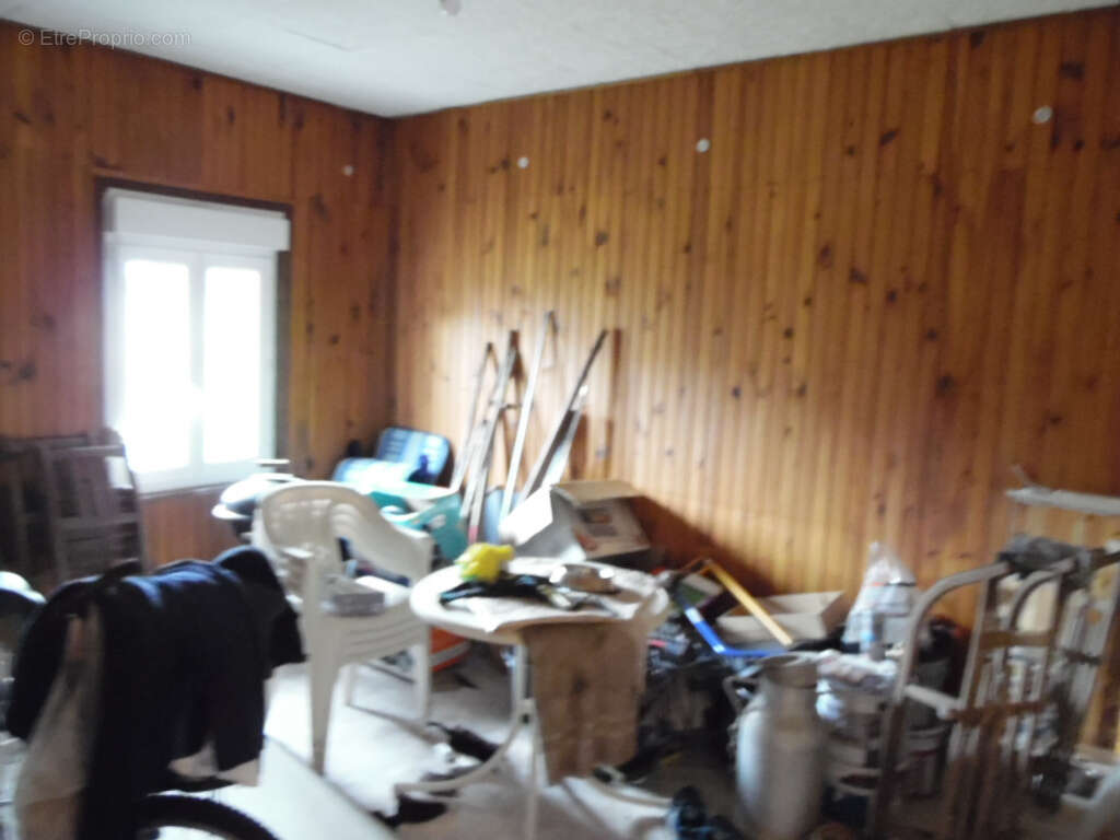 Maison à LA BOURGONCE