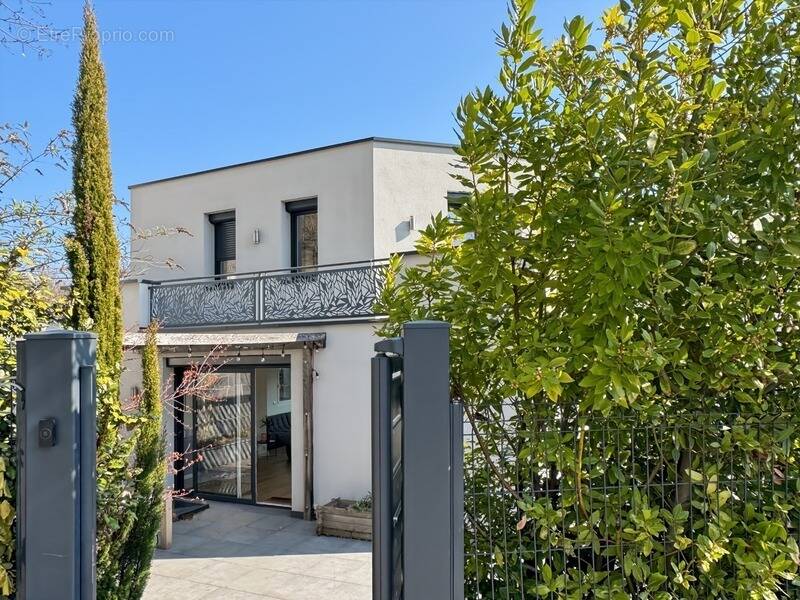 Maison à DIVONNE-LES-BAINS