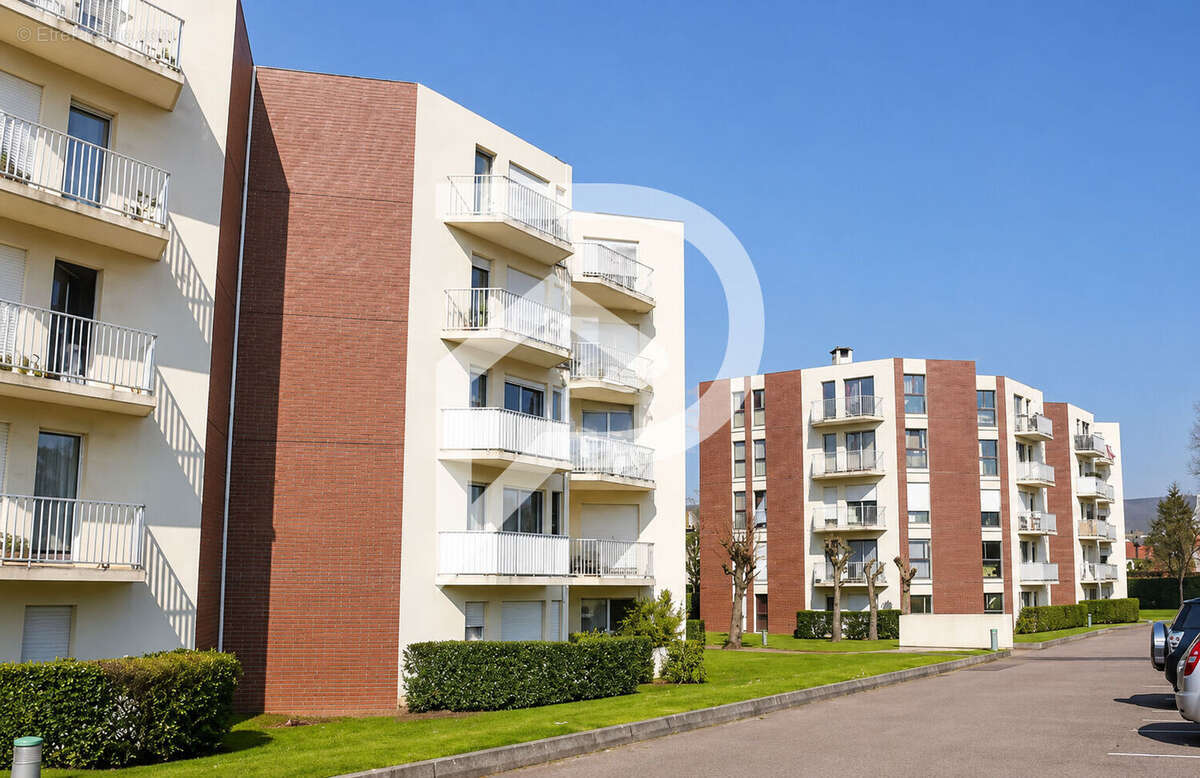 Appartement à VERNEUIL-SUR-SEINE