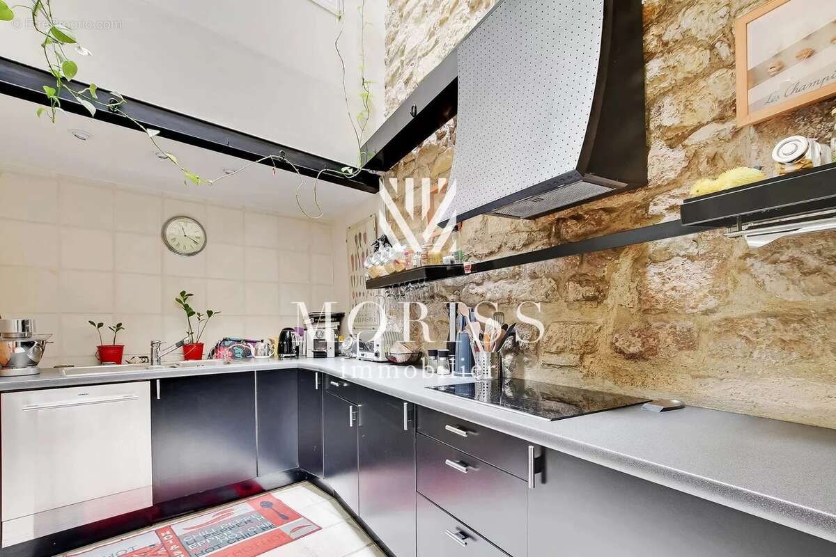 Appartement à PARIS-11E
