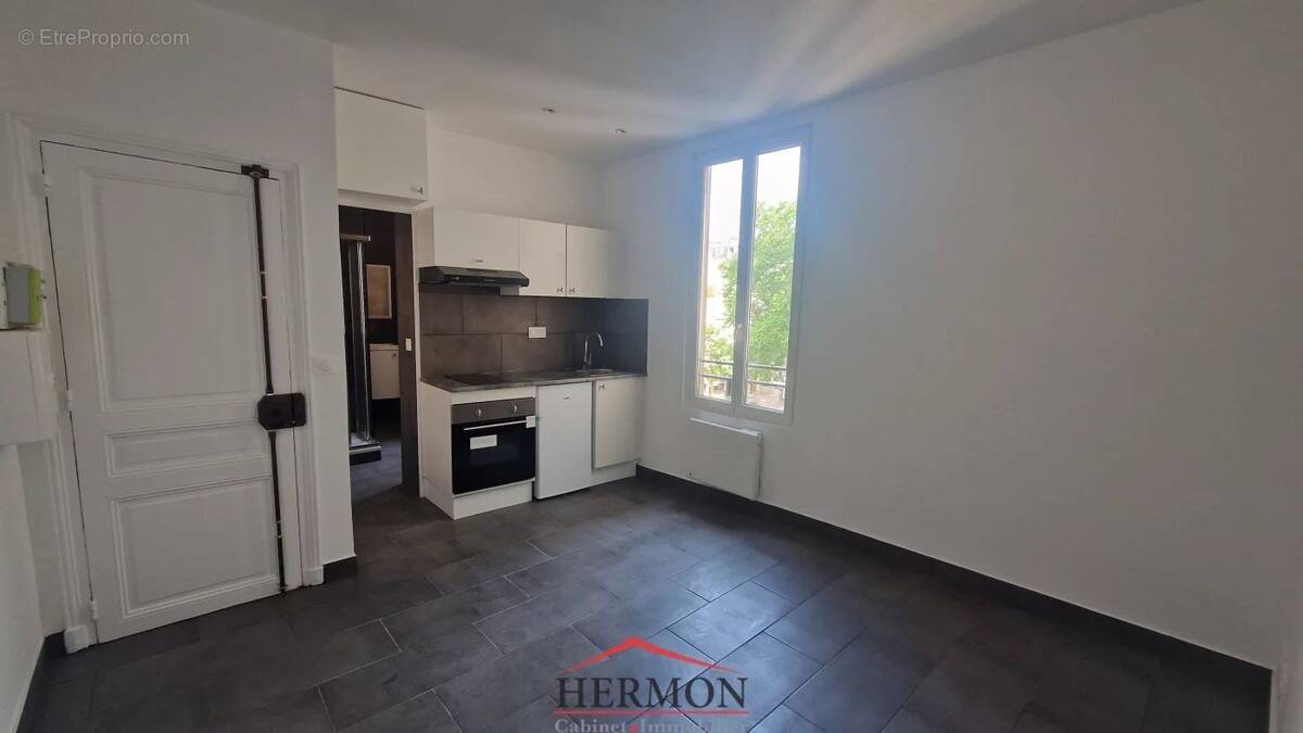 Appartement à CLICHY