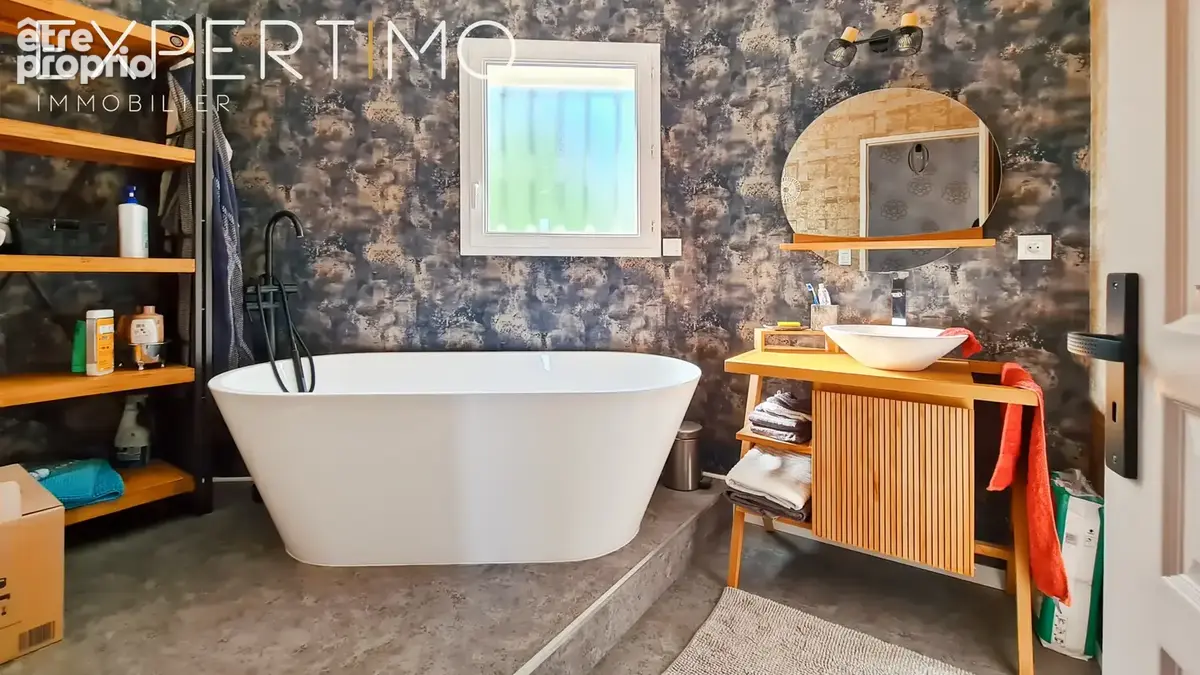 Maison entièrement rénovée - 104 m2 habitable - 3 chambres avec piscine - photo 9