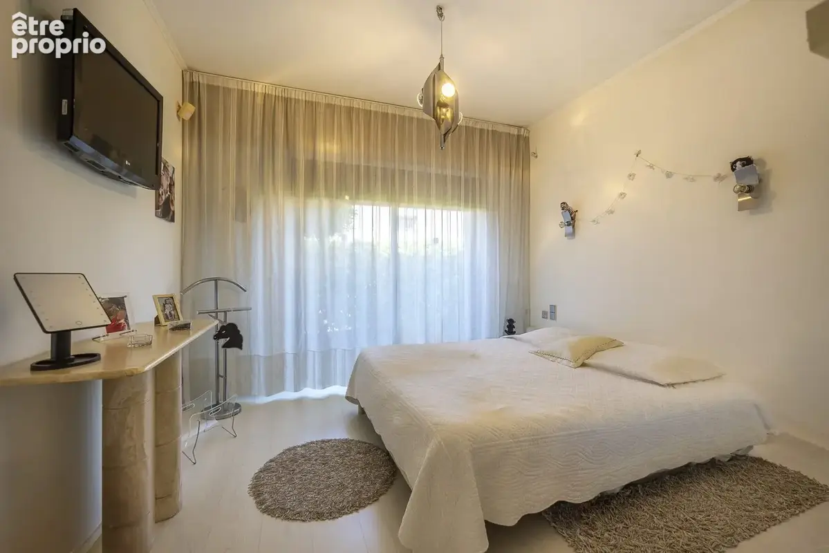 Maison 5 pièces 200 m² à vendre à Antibes (06160) - photo 4