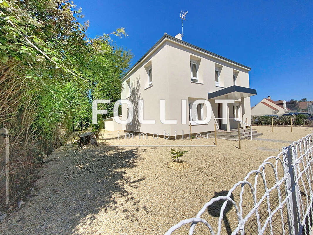 A VENDRE Immeuble Courseulles Sur Mer 10 pièce(s) 127 m2 - photo 3