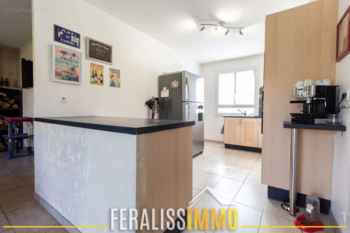 Maison à COURDIMANCHE