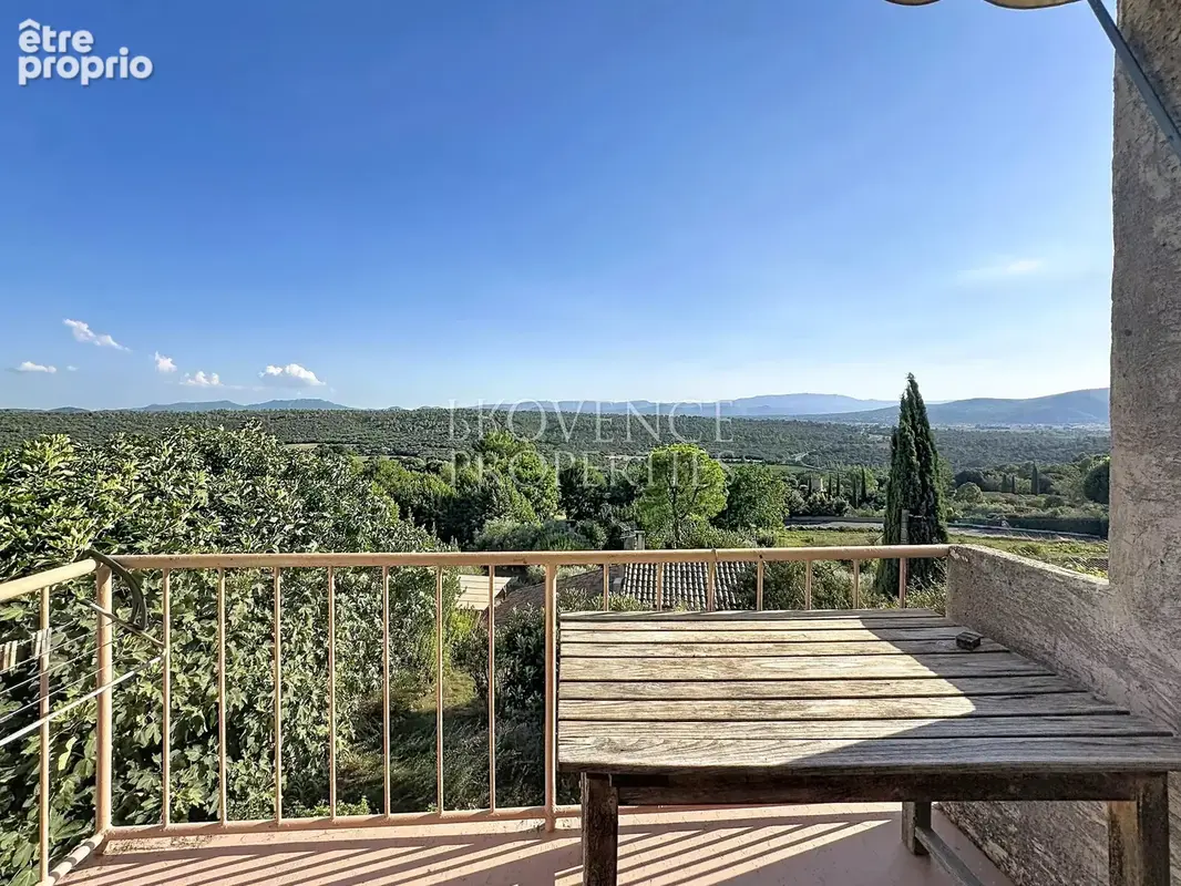Seillons-Source-d’Argens – Maison de village du XIXe siècle avec jardin, vue panoramique et garage - photo 16
