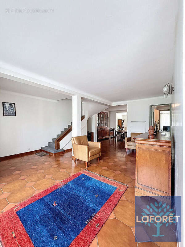 Maison à NEUILLY-SUR-MARNE