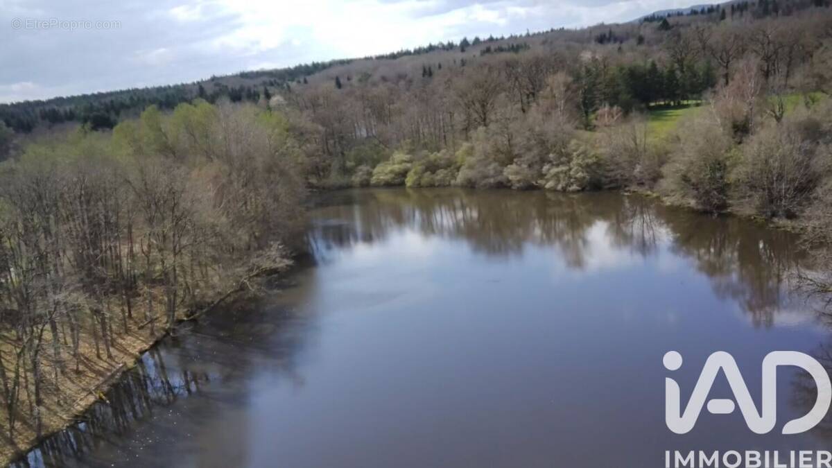 Photo 1 - Terrain à BORD-SAINT-GEORGES