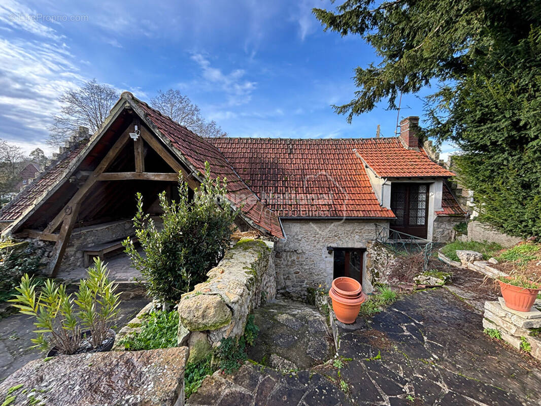 Maison à PIERREFONDS
