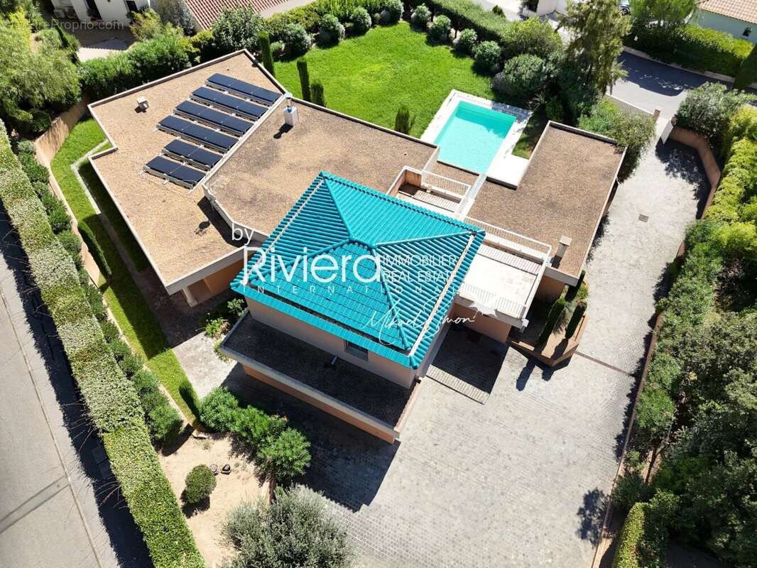 Propriété 300m2 - Piscine - Vue mer - photo 5