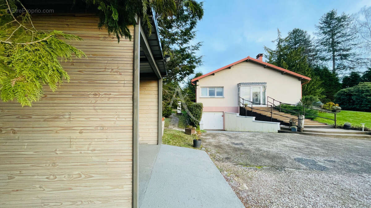 Maison à BAINS-LES-BAINS