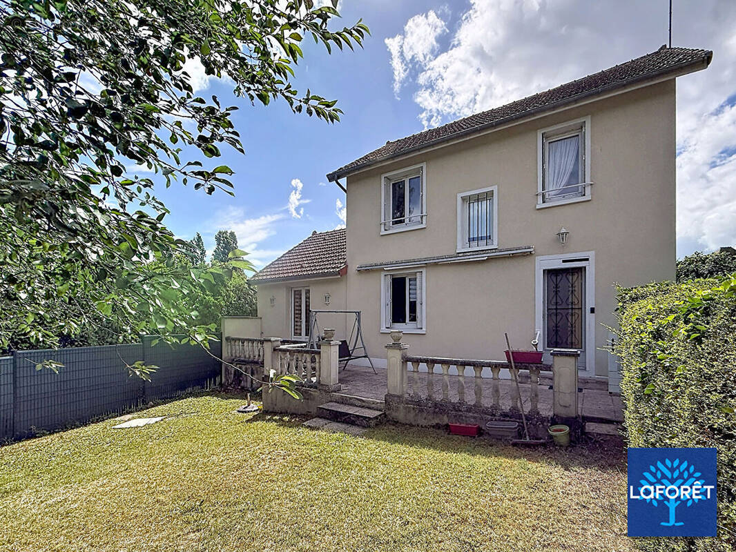 Maison à SAINT-GERVAIS-LA-FORET