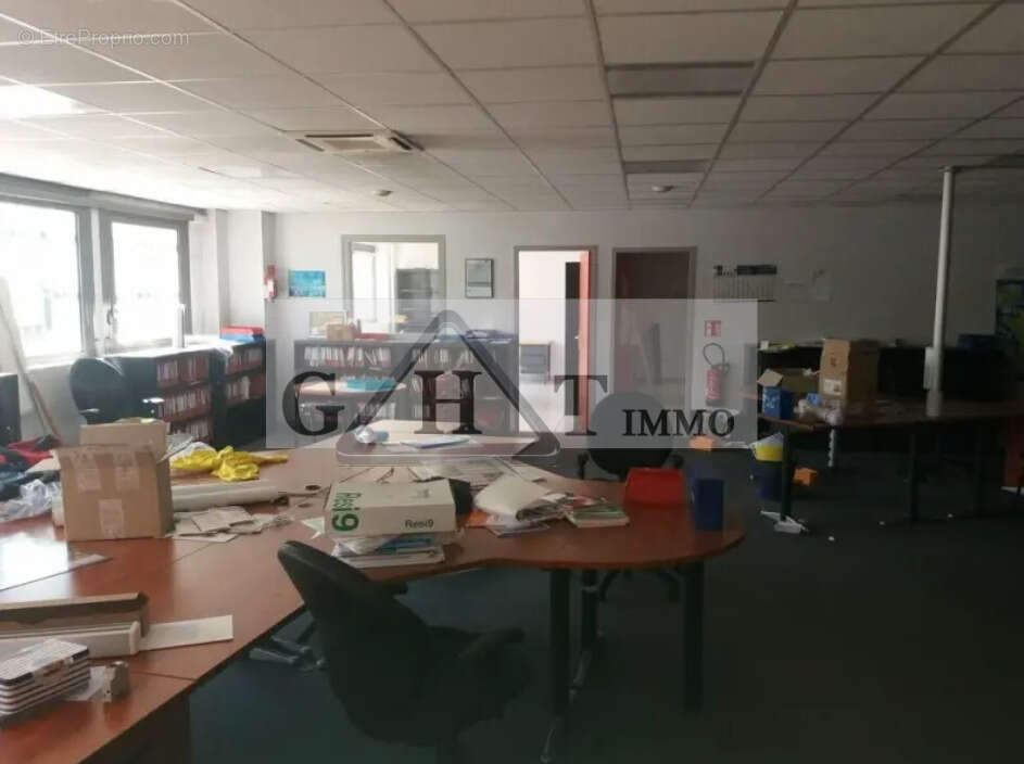 Commerce à MONTGERON