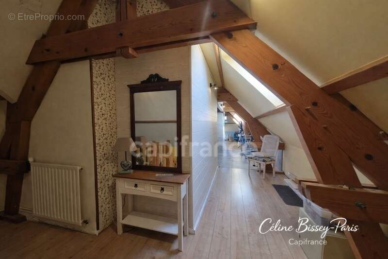 Maison 6 pièces, 4 chambres, 812M2 Terrain, 1 Garage, MESNIL SAINT LOUP (10) - photo 12