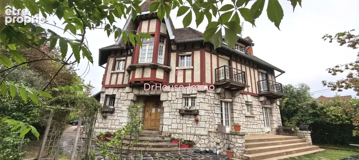 Maison à LA ROCHETTE