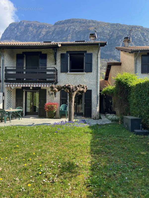 Maison à FONTANIL-CORNILLON