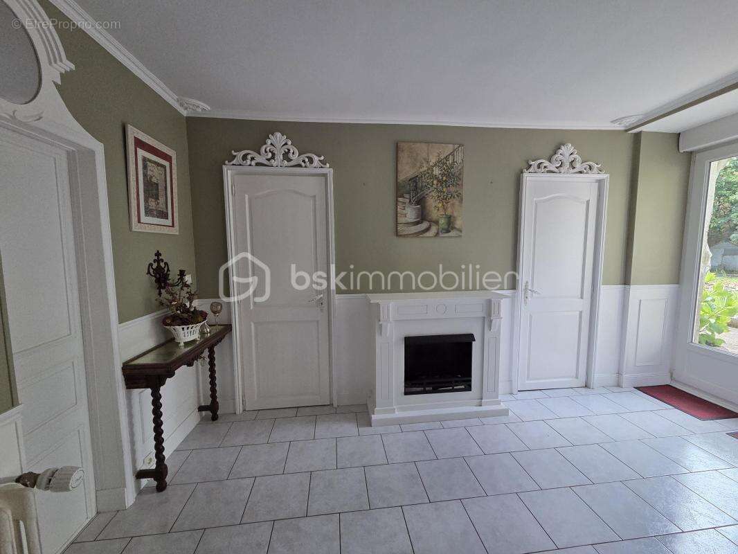 *** ST-MAIXENT L’ÉCOLE  - Halles-Abbaye – Maison 315 m² *** - photo 4