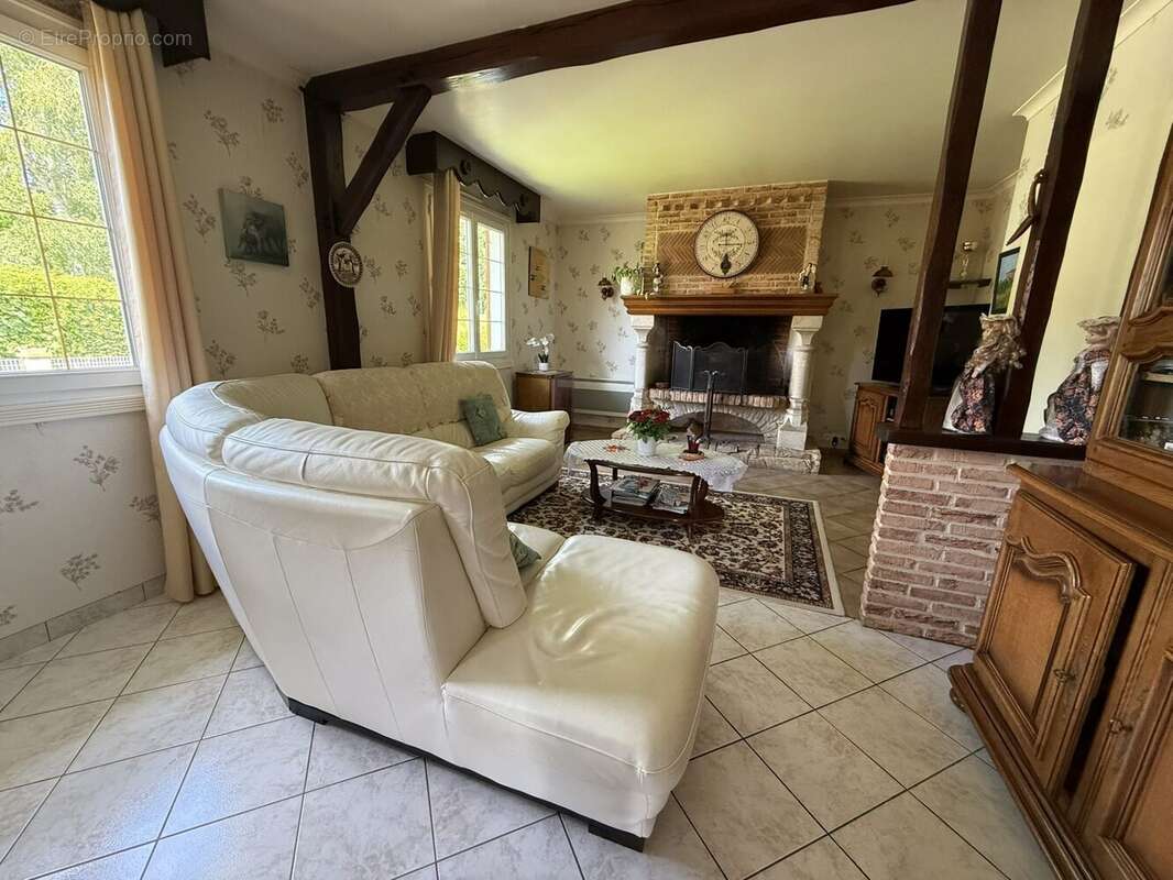 Maison à FONTAINE-LA-MALLET