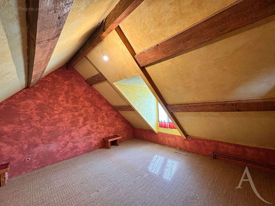 Maison à SAINT-VAAST-EN-CHAUSSEE