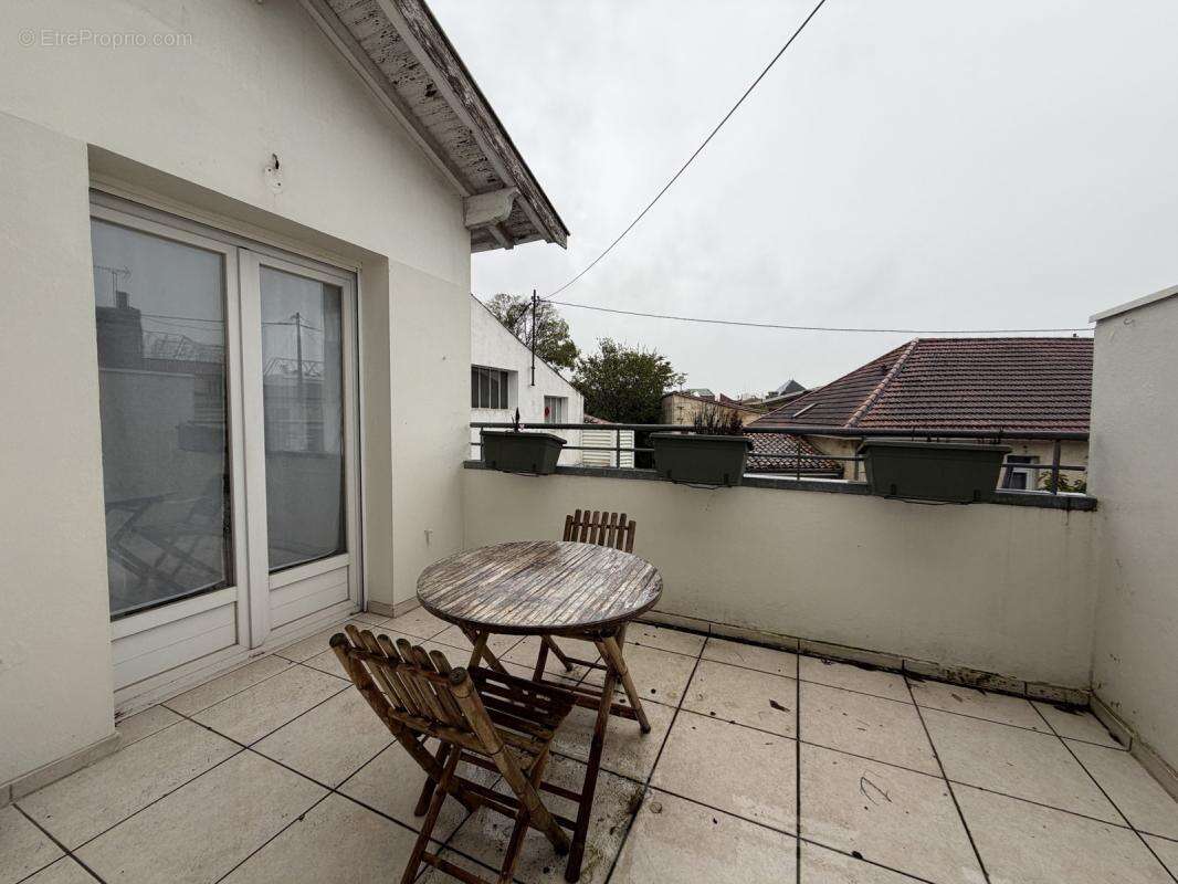 Appartement à BORDEAUX